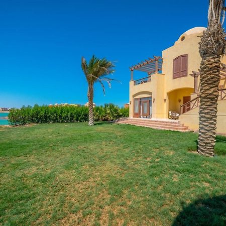 Scenic Views 3 Bedroom Villa With Private Jacuzzi In Sabina Hurghada Exterior photo